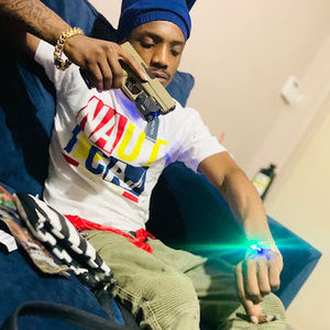 Meet your Posher, Romeo